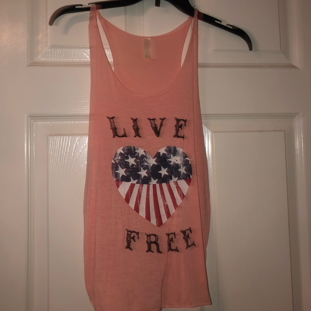 Light pink “live free” tank